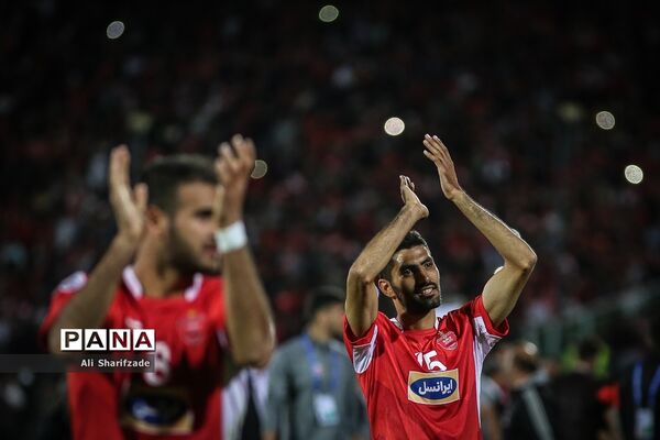 دیدار تیم های فوتبال پرسپولیس و السد قطر