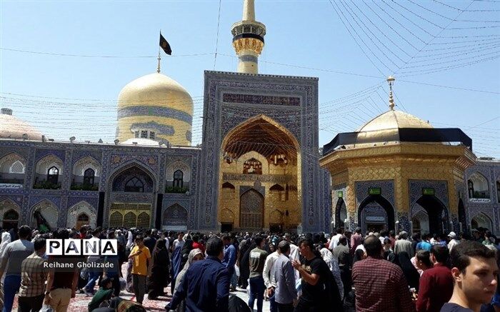 دانشجویان به پیاده‌روی رضوی می‌روند