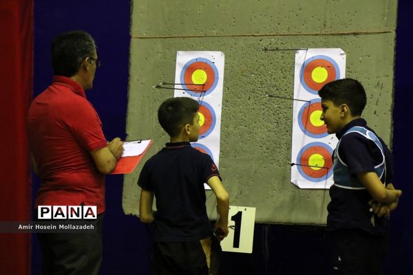 مسابقات استعدادیابی نخبگان تیراندازی با کمان در ارومیه