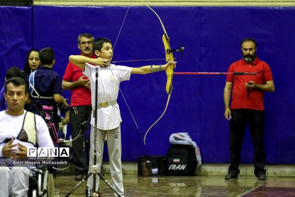 مسابقات استعدادیابی نخبگان تیراندازی با کمان در ارومیه
