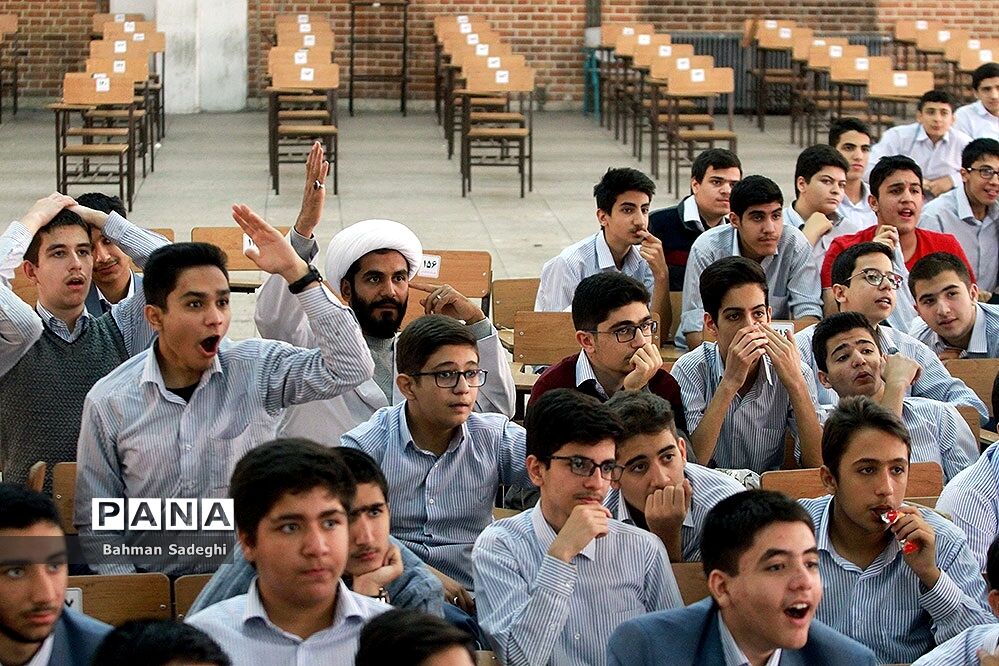 فینال لیگ قهرمانان در دبیرستان ماندگار البرز: از تشویق عربی معلم پرورشی تا تشویق کاشیما از سوی استقلالی‌ها