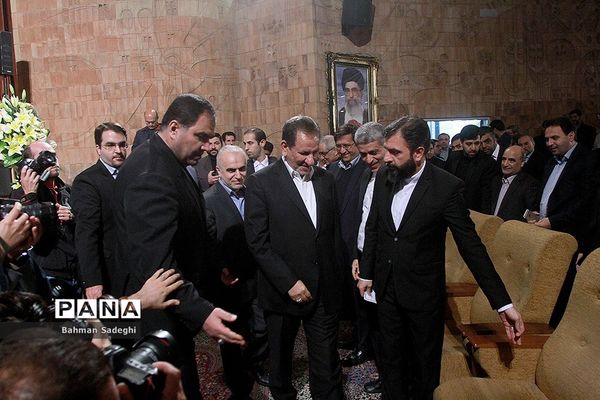 مراسم معارفه وزیرامور  اقتصاد ودارایی