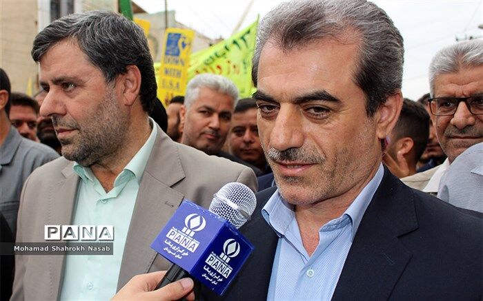 دانش آموزان خوزستانی همانند یک سرباز از حریم انقلاب پاسداری می کنند