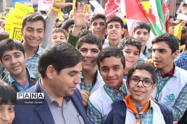 راهپیمایی 13 آبان استان قم