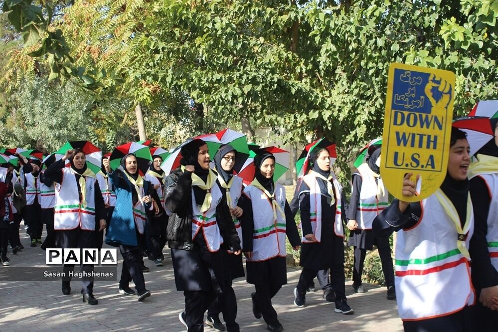 طنین فریاداستکبار ستیزی مردم اسلامشهر در سالروز یوم الله 13آبان