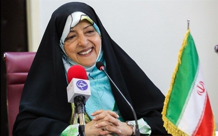 ابتکار: از دیوار سفارت بالا نرفتم