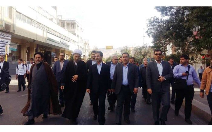 پیام تقدیر مدیر کل آموزش و پرورش فارس از حضور دانش آموزان و فرهنگیان استان در راهپیمایی 13 آبان 97