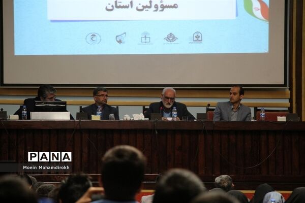 نشست صمیمی معاون استاندار با نمایندگان تشکل‌ها دانش‌آموزی خراسان رضوی