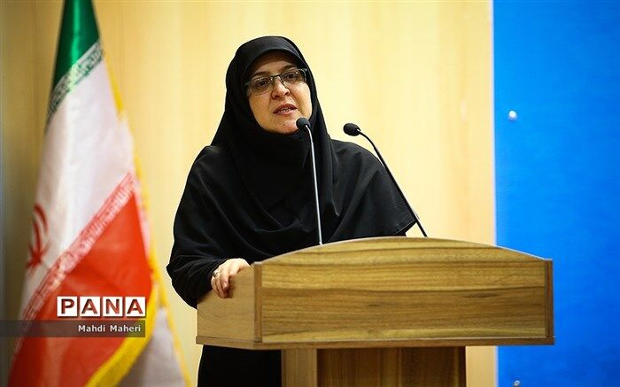 فاطمه مهاجرانی: برای اولین بار در المپیادجهانی نجوم رتبه اول را کسب کردیم