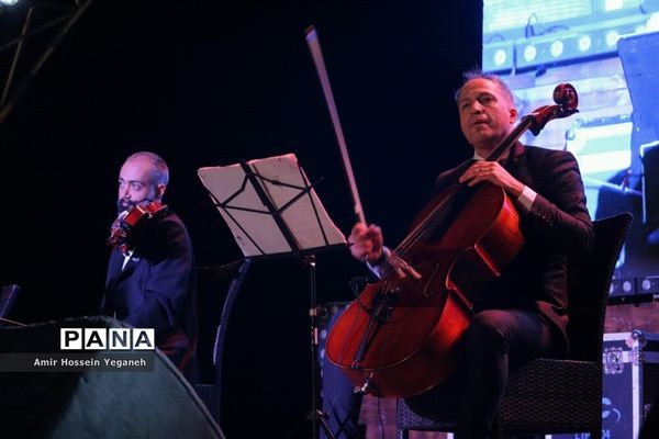 کنسرت بزرگ سالار عقیلی در جزیره کیش