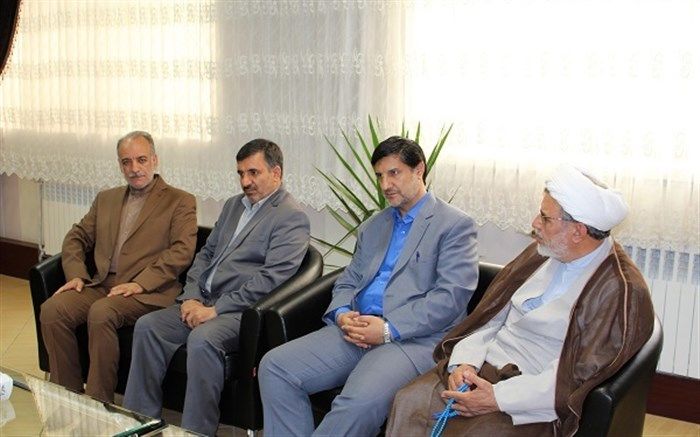 نماینده قاینات: و ضعیت معیشتی فرهنگیان نتیجه اولویت ندادن به آموزش و پرورش است