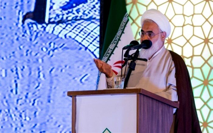 نقش دانش آموزان در پیروزی انقلاب اسلامی و دفاع مقدس بی بدیل بود