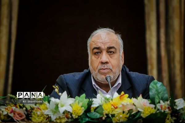 نشست گزارش روند اقدامات دولت در بازسازی مناطق زلزله زده کرمانشاه