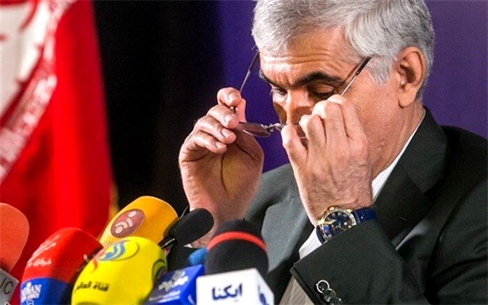 افشانی می‌تواند تا نیمه آذر در شهرداری بماند