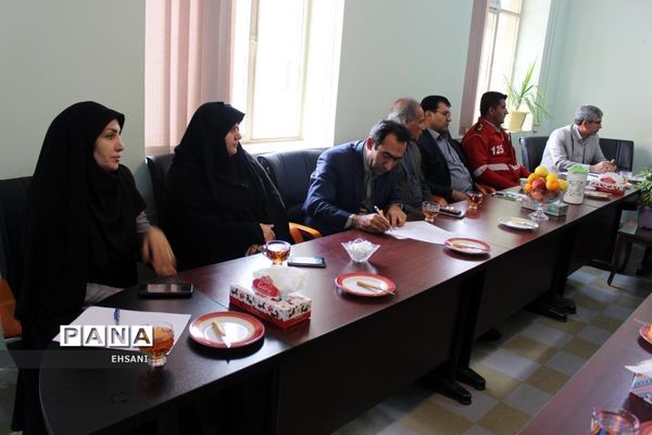 جلسه هماهنگی بیستمین  مانور سراسری زلزله و ایمنی در مدارس کهگیلویه و بویراحمد