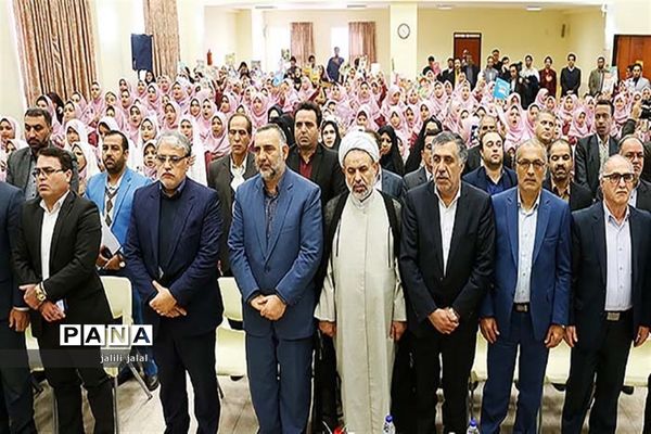 آغاز هفته کتاب ایران در دبستان طالبیان مقدم کاشان