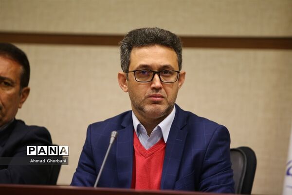 جلسه شورای اداری شهرستان ساری
