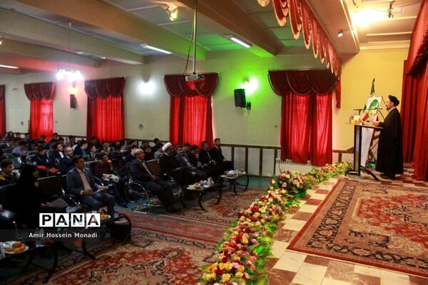 اولین همایش دانش‌‌آموزی یادواره علامه طباطبایی  در تبریز