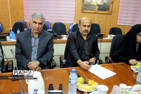 نشست خبری مدیرکل آموزش و پرورش استان بوشهر با اصحاب رسانه