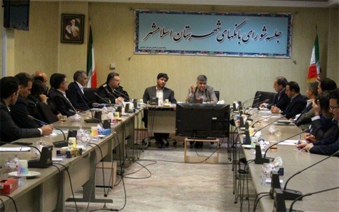 لزوم توجه به اصل مشتری مداری و تسهیل کار مردم در شعب بانکهای اسلامشهر