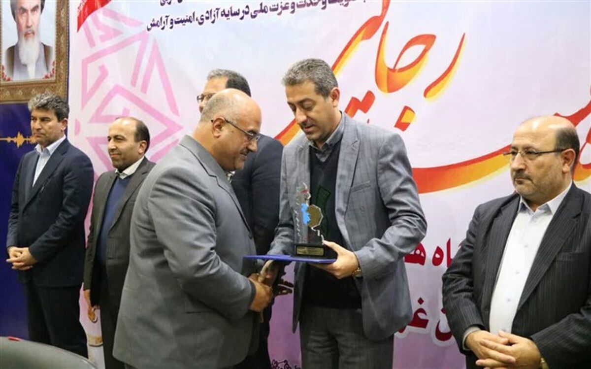 اداره کل آموزش و پرورش آذربایجان غربی در جشنواره شهید رجایی مقام برتر استان را کسب کرد