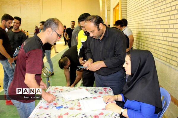 مسابقه مچ‌اندازی آقایان مرحله استانی بازی‌های بومی محلی استان بوشهر