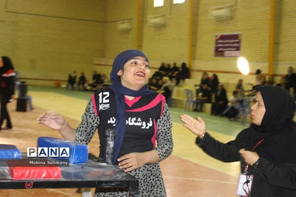 مسابقه مچ‌اندازی بانوان مرحله استانی بازی‌های بومی محلی استان بوشهر