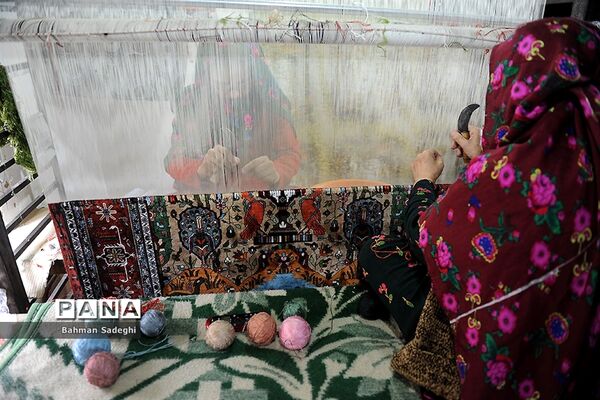 فرش دورو ابریشم ترکمن