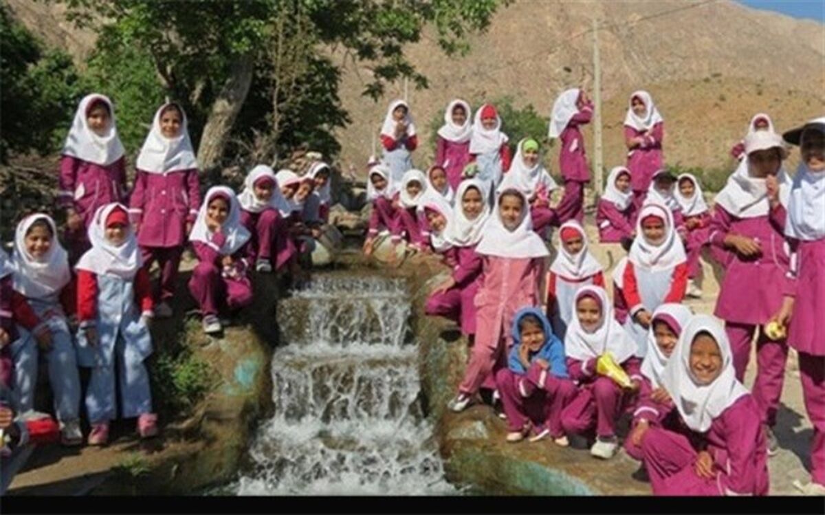 شرکت 218 هزار و 261 نفرروز دانش آموز در اردوها و بازدیدهای دانش آموزی سال تحصیلی 97-96