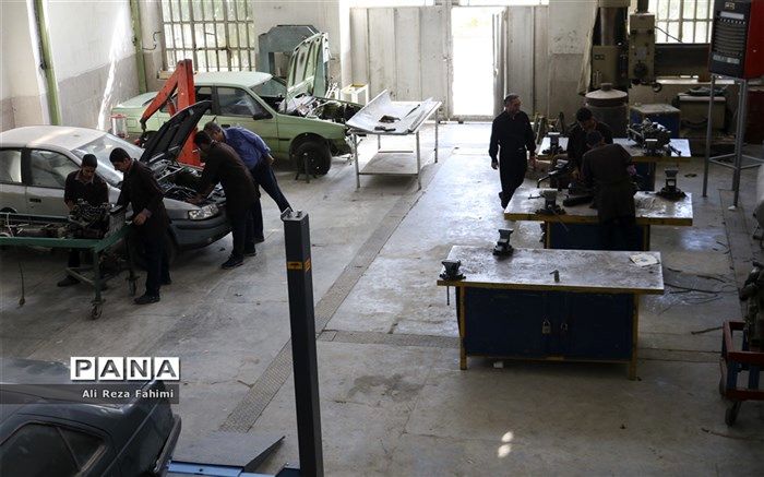 تاسیس مدرسه ای با قدمتی به بلندای یک قرن تنها در شش ماه