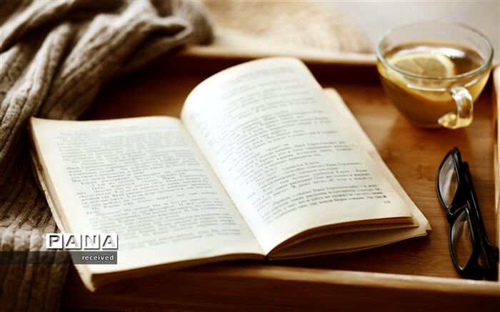 کتاب؛ نماد آگاهی و رشد فکری و فرهنگی جامعه