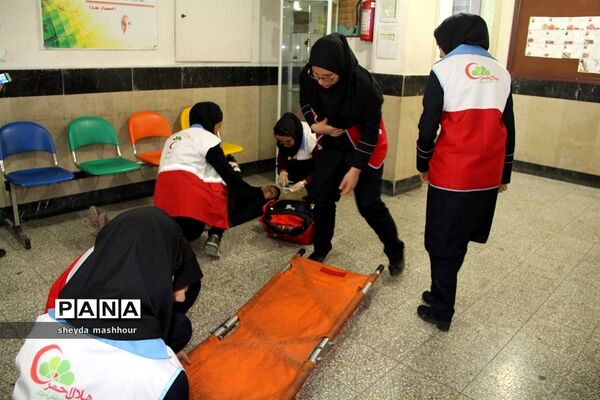 برگزاری همایش پدافند غیر عامل درشهرری