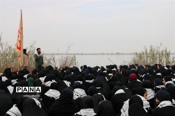 دختران سرزمین نور