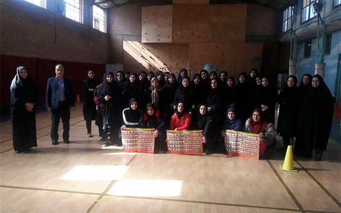 برگزاری کارگاه عملی آموزش مهارت های عمومی درس تربیت بدنی در چهاردانگه