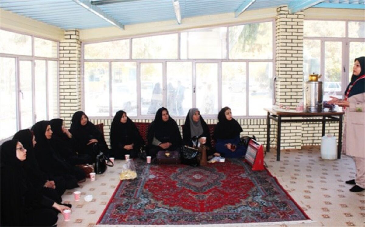 دانشجویان دانشگاه فرهنگیان با فعالیت های تشکل پیشتازان آشنا شدند