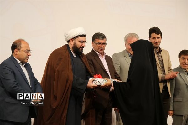 مراسم متمرکز استانی هفته کتاب و کتابخوانی