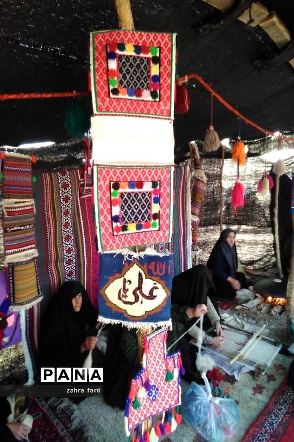 برگزاری جشنواره زعفران در شهر مشکان نی ریز