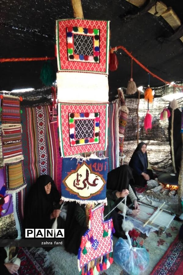 برگزاری جشنواره زعفران در شهر مشکان نی ریز