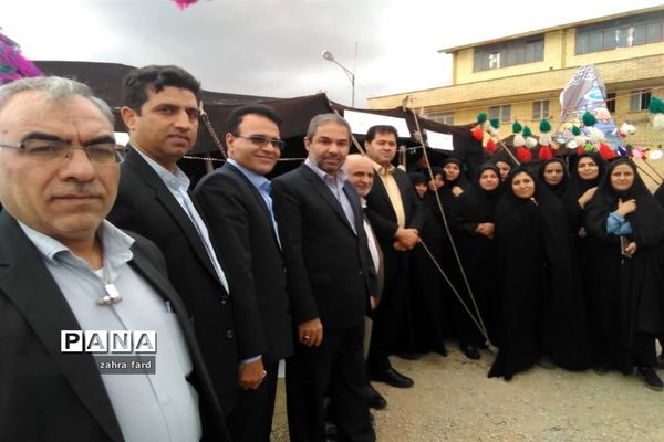 برگزاری جشنواره زعفران در شهر مشکان نی ریز