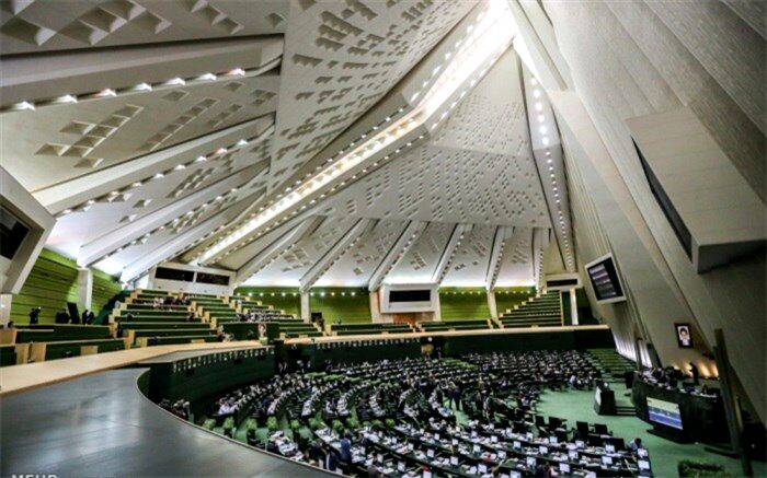نماینده رفسنجان:  مجلس در جلسه غیرعلنی راهکارهای مقابله با تحریم‌ را بررسی کرد