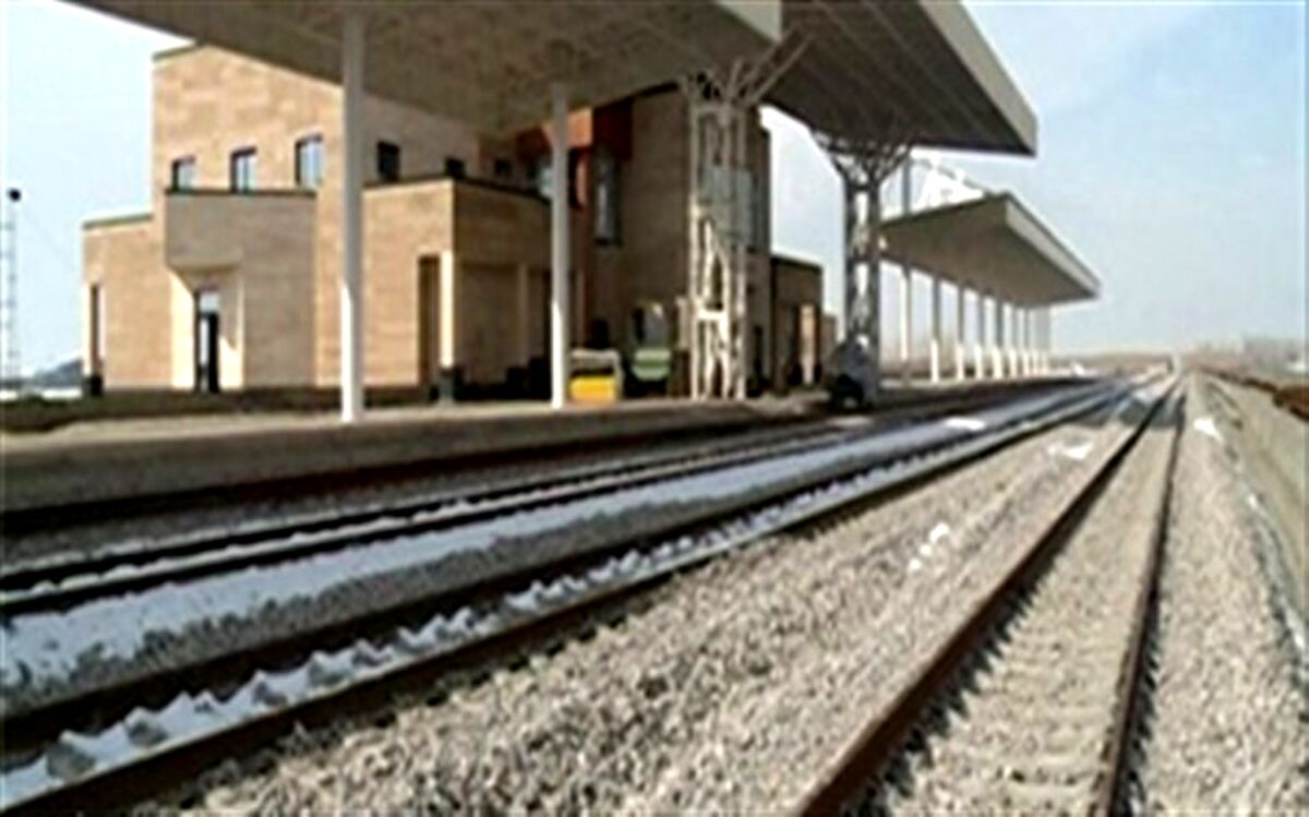 اعزام اولین مسافران قطار ارومیه به مشهد مقدس