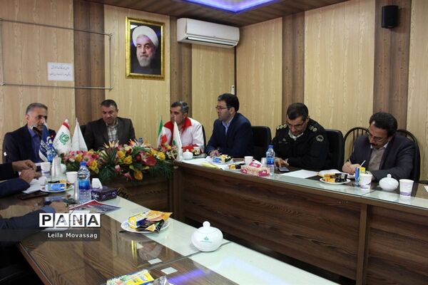 جلسه کارگروه آموزش و هماهنگی مانور زلزله  و ایمنی درمدارس آذربایجان‌شرقی
