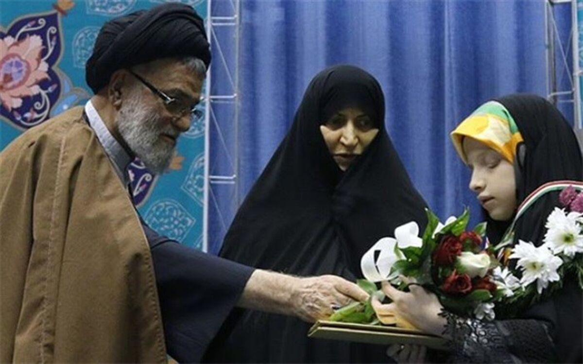 کسب مقام چهارمی مسابقات قرآنی امارات توسط زهرا خلیلی  دانش آموز روشن دل شهرری