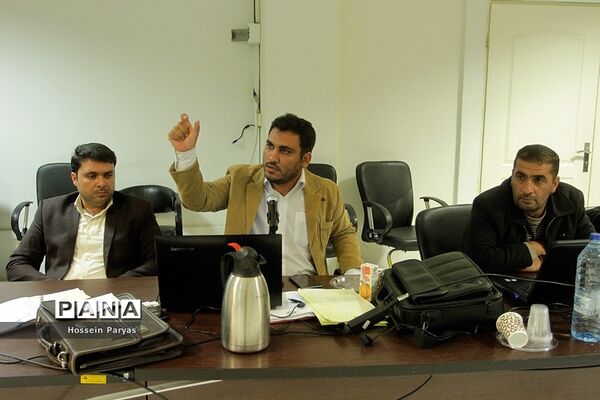 جلسه آموزشی توجیهی مسئولان سامانه جذب و سازماندهی پیشتازان استان‌های کشور