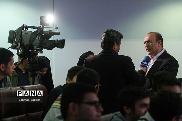 مراسم تجلیل از دانش‌آموزان کتابخوان برتر سراسر کشور