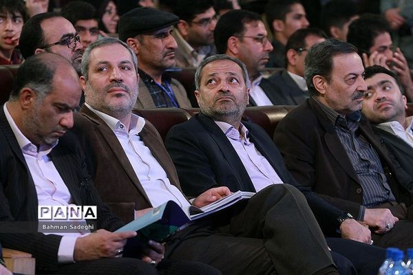 مراسم تجلیل از دانش‌آموزان کتابخوان برتر سراسر کشور