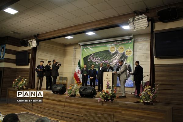 مراسم کلنگ زنی احداث مجتمع فرهنگی آموزشی بنیاد خیریه صدر هاشمی نژاد در سنندج