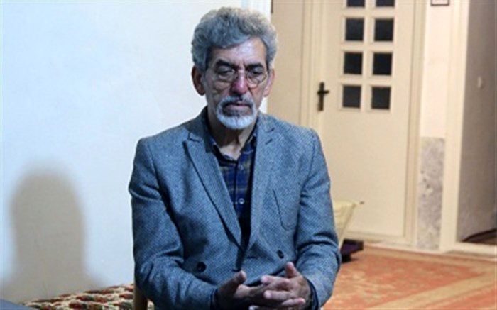 گلایه معلم و نویسنده میانه ای از پایین بودن تیراژ کتاب و فروش تحقیق در کافی‌نت‌ها