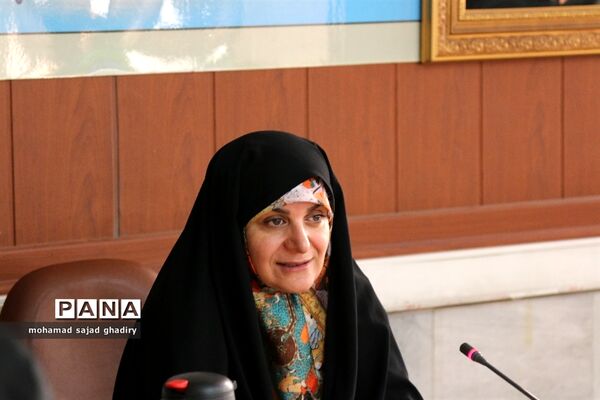 اولین نشست سرگروه مدیران دوره دوم متوسطه نظری مناطق نوزده‌گانه شهر تهران