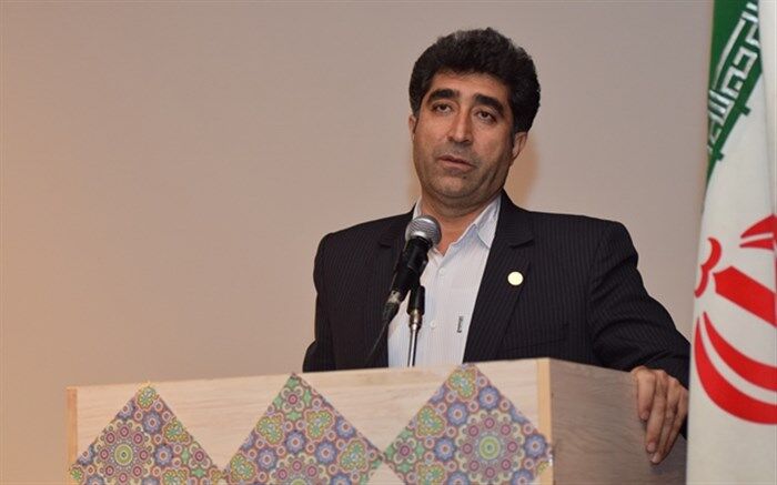 مردم ایلام ۵۷ هزار جلد کتاب به کتابخانه‌های عمومی اهدا کرده‌اند